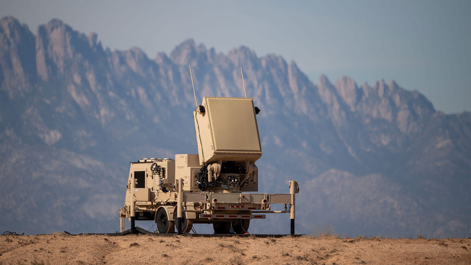 GhostEye® Family of Radars: GhostEye MR | Raytheon