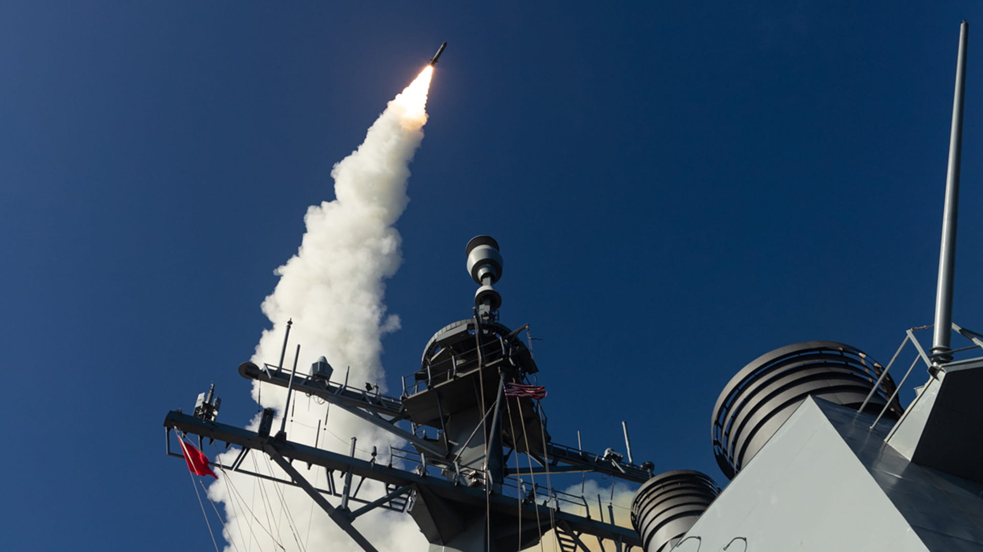 SM3 ascending over a ship's bridge