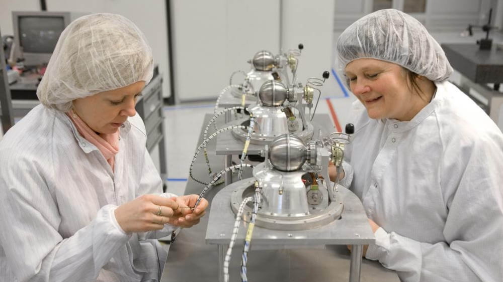 Kongsberg employees in Norway assemble a subcomponent of the Naval Strike Missile’s seeker. Raytheon teamed with Kongsberg to bring the fifth-generation missile stateside. (Photo: Kongsberg)