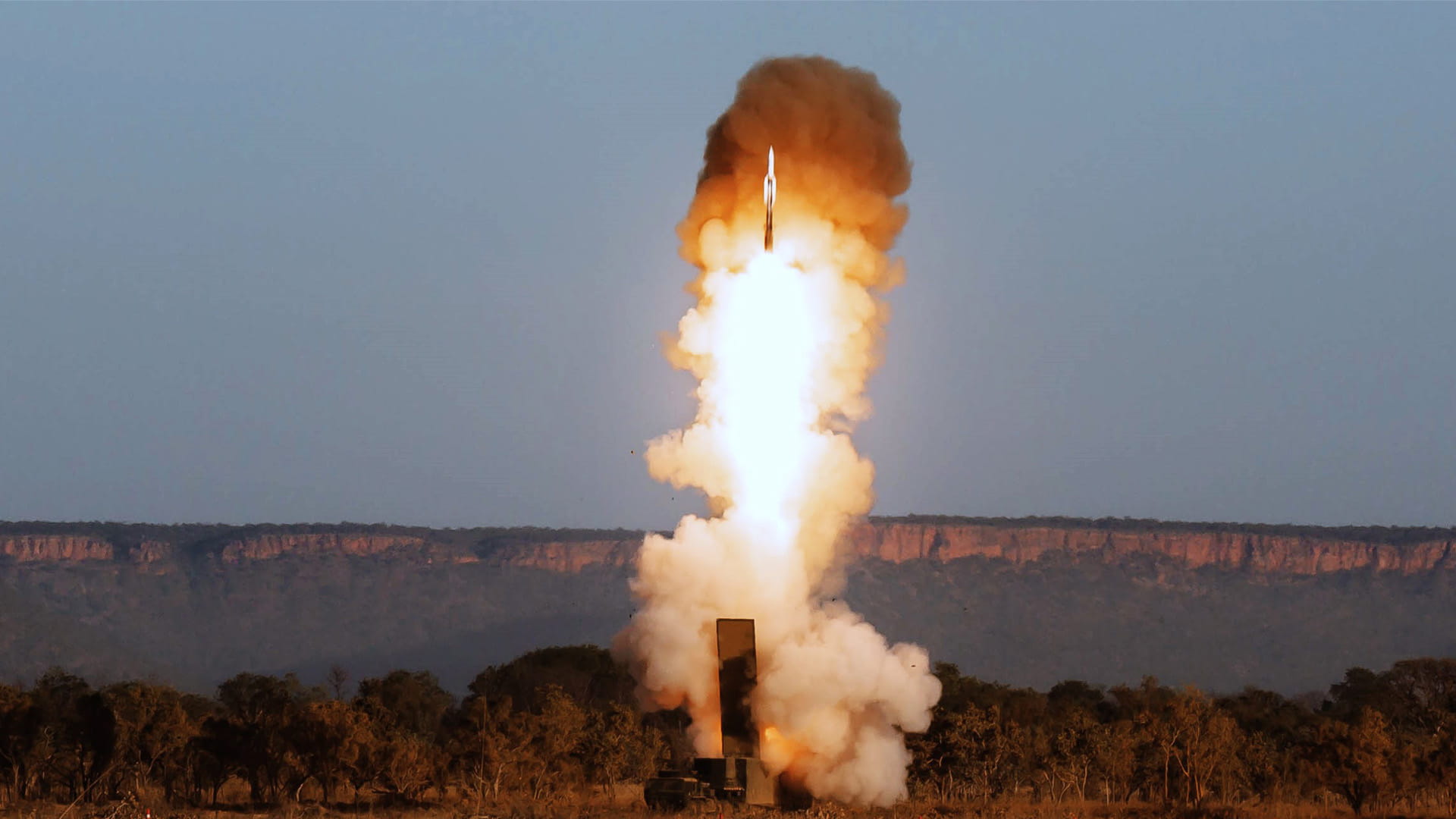 SM-6 ground launch