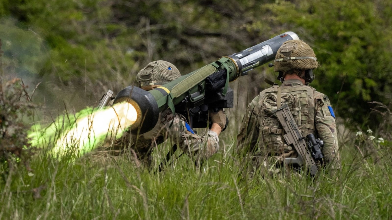 A British Army gunner fires the Javelin Lightweight Command Launch Unit