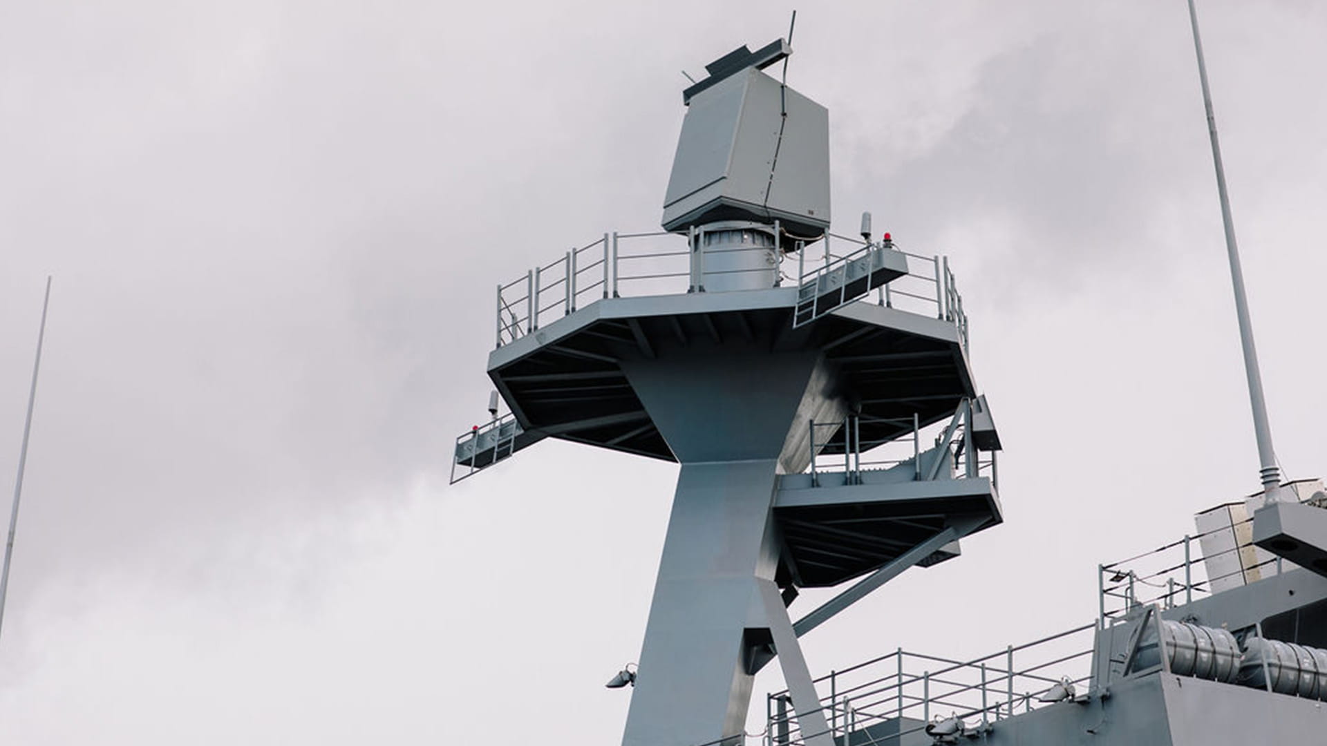SPY-6 radar tower